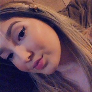 Meet your Posher, Malena